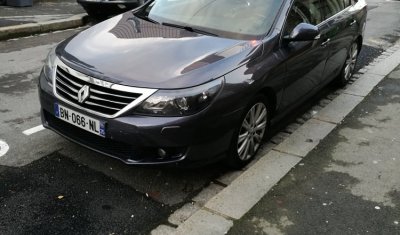 Réservation d'un taxi conventionné CPAM pour transport de malades assis à Fougères